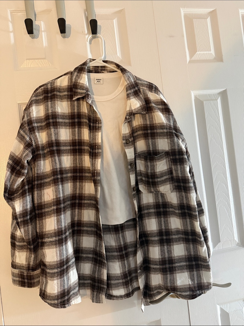 Garage over sized plaid  Button Down Shirt in Brown & White Size M\L